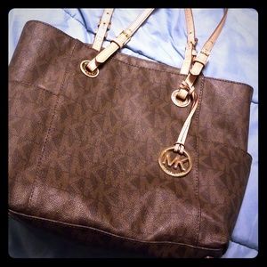 Michael Kors jet set east west tote
